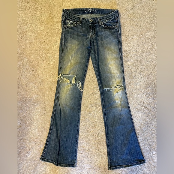 7 for All Mankind Distressed Jeans with Holes - Picture 8 of 9